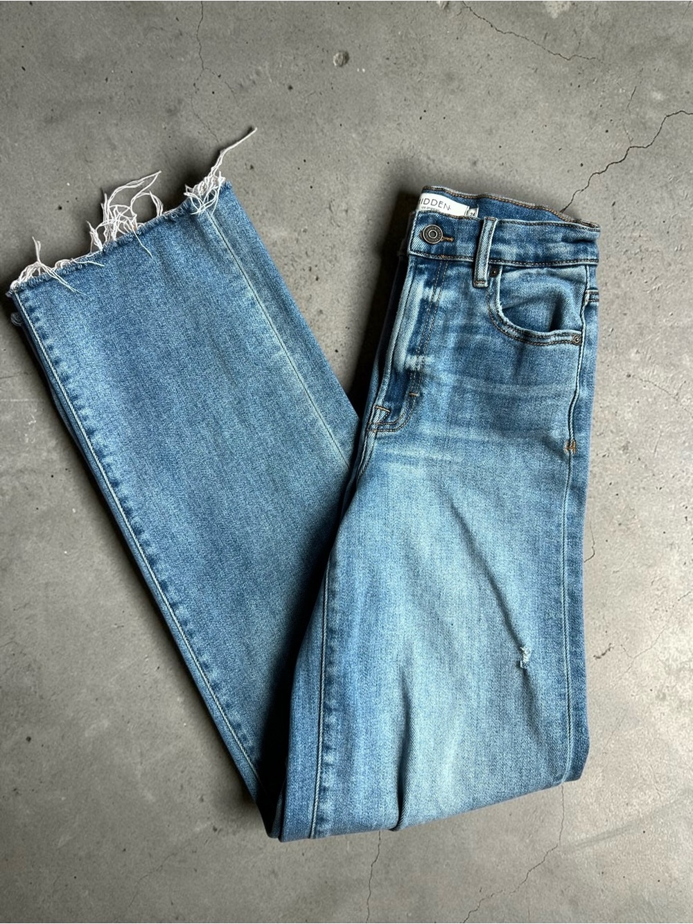 Light Wash Wide Leg Jeans - Women